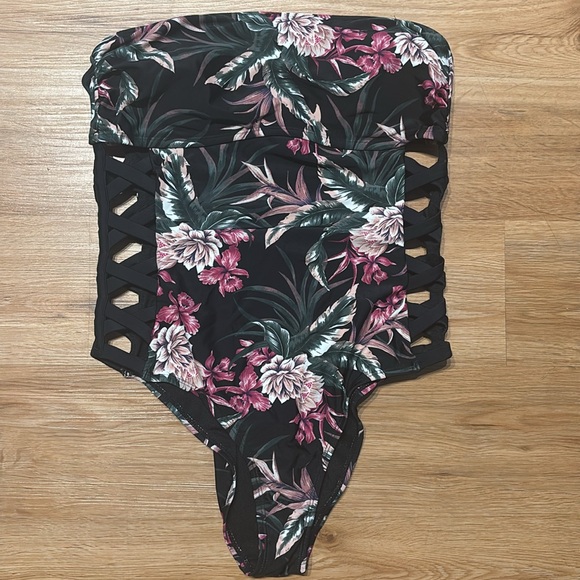 Bebe Swimsuit Bandeau One Piece Floral Nylon Spandex Black MultiColor Women L - Picture 3 of 8